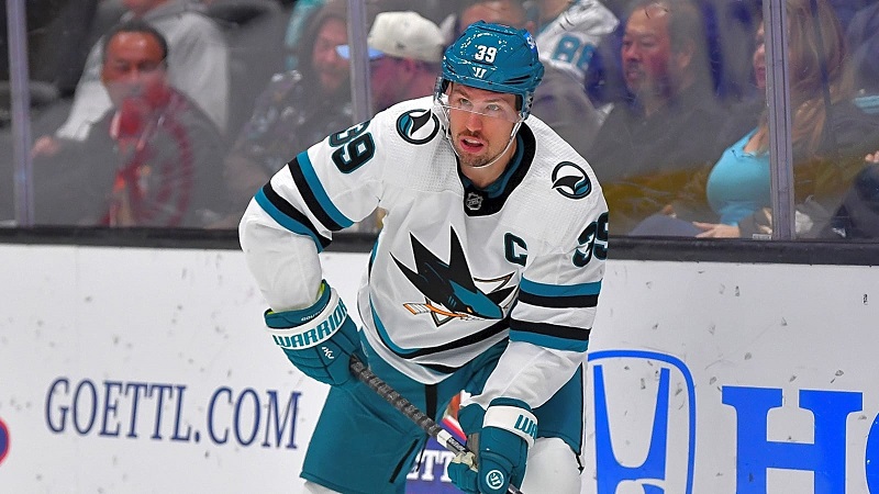 Le capitaine des Sharks de San Jose, Logan Couture, atteint son objectif de ne jouer que pour une seule équipe